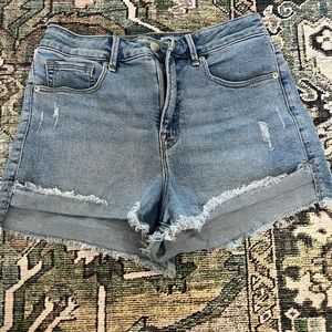 Good American denim shorts